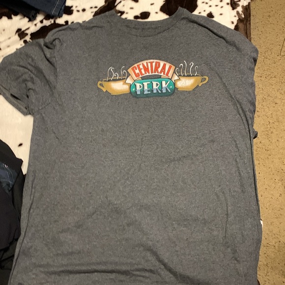 Band tees and graphic tees - Picture 3 of 6